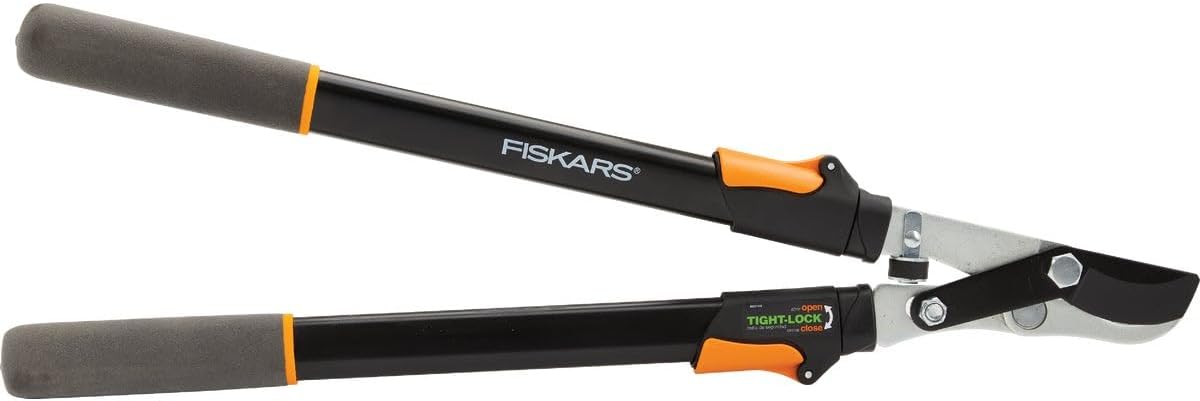 Fiskars 28-Inch Power-Lever Garden Bypass Lopper and Tree Trimmer, Sharp Precision-Ground Steel Blade for Cutting Branches up to 1.75-Inch Diameter