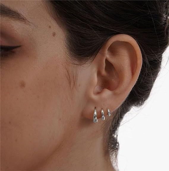 VIROMY Gold Hoop Earrings Set for Women Trendy, 14K Gold Plated Lightweight Small Gold/Silver Hoop Earrings for Women Chunky Open Hoops Earrings Jewelry Gifts