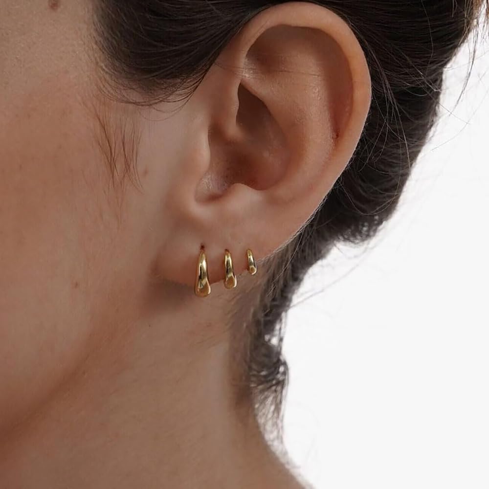 VIROMY Gold Hoop Earrings Set for Women Trendy, 14K Gold Plated Lightweight Small Gold/Silver Hoop Earrings for Women Chunky Open Hoops Earrings Jewelry Gifts