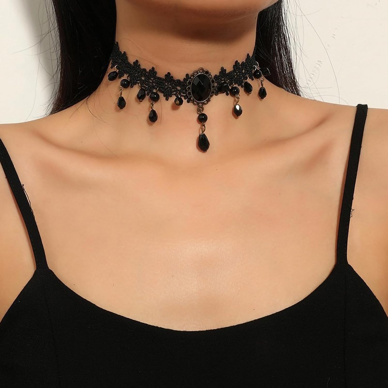 Fesciory Black Necklaces for Women, Adjustable Layered Velvet Leather Lace Collar Necklace, Goth Jewelry Gifts.