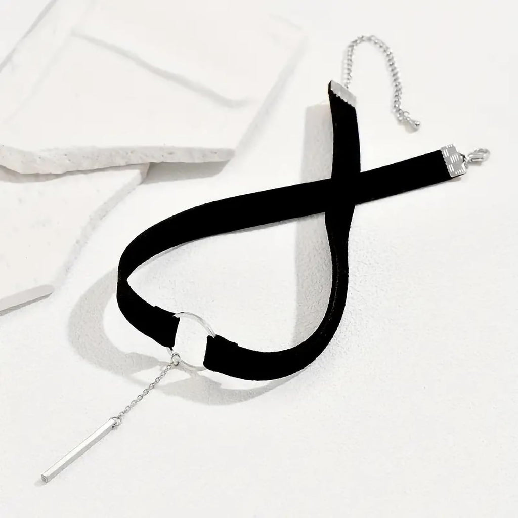 Fesciory Black Necklaces for Women, Adjustable Layered Velvet Leather Lace Collar Necklace, Goth Jewelry Gifts.