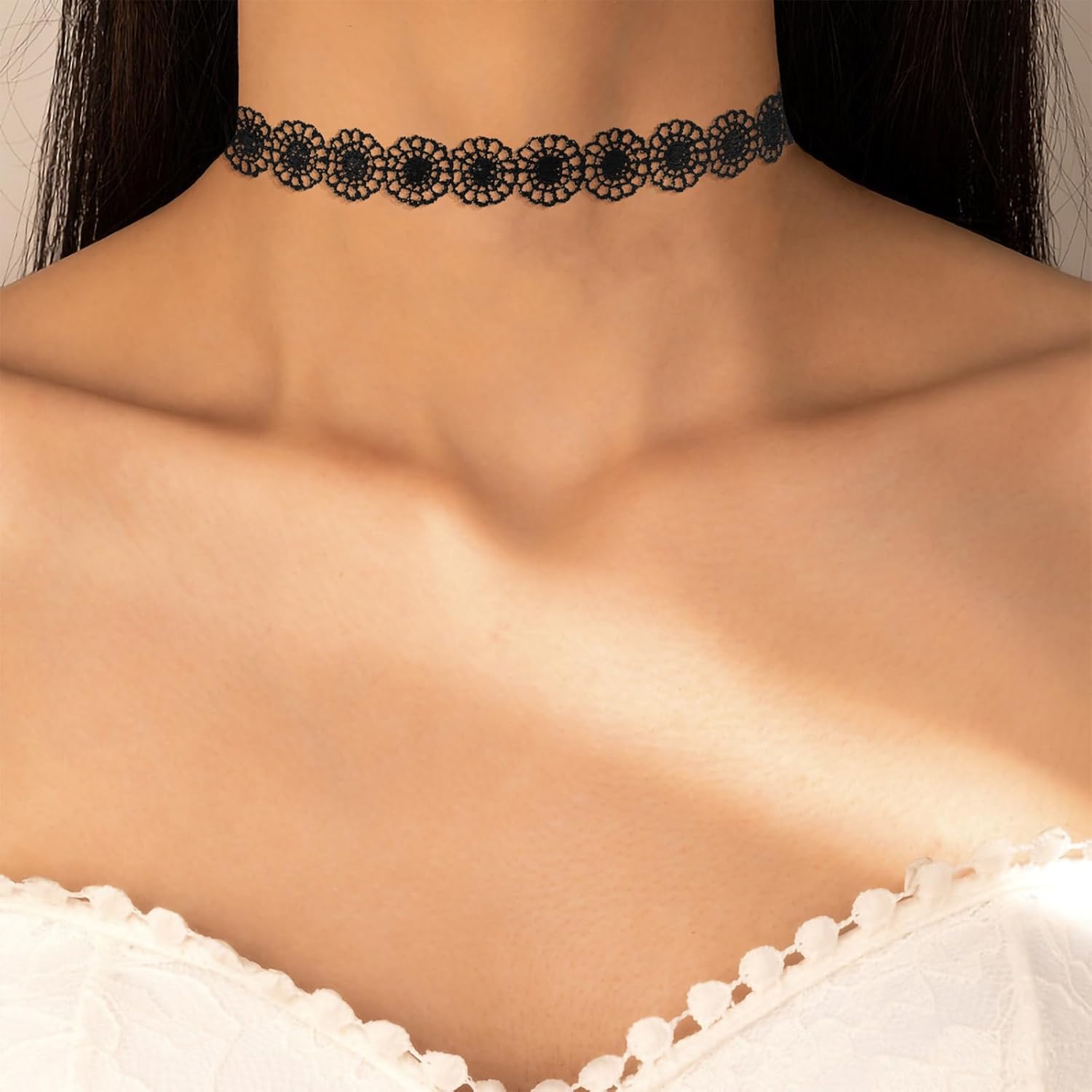 Fesciory Black Necklaces for Women, Adjustable Layered Velvet Leather Lace Collar Necklace, Goth Jewelry Gifts.