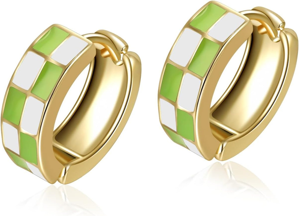 Chic Checker Small Hoop Cartilage Earrings Teacher Earrings for Women；White Black Enamel Hypoallergenic Hooped Gifts Gold and Silver tone