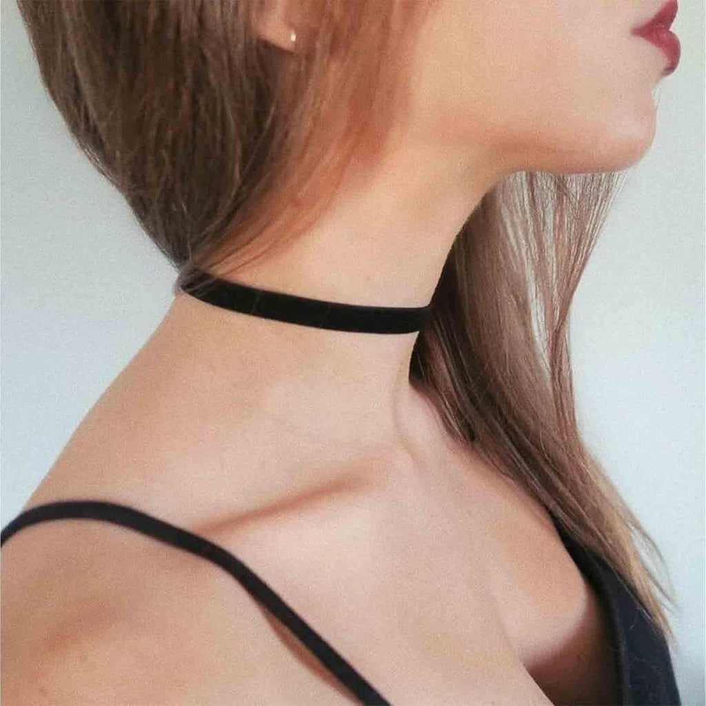 Fesciory Black Necklaces for Women, Adjustable Layered Velvet Leather Lace Collar Necklace, Goth Jewelry Gifts.
