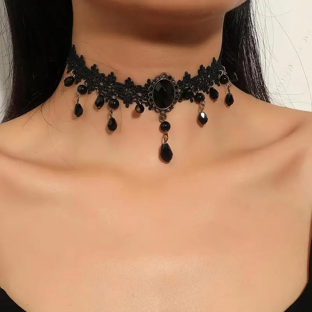 Fesciory Black Necklaces for Women, Adjustable Layered Velvet Leather Lace Collar Necklace, Goth Jewelry Gifts.