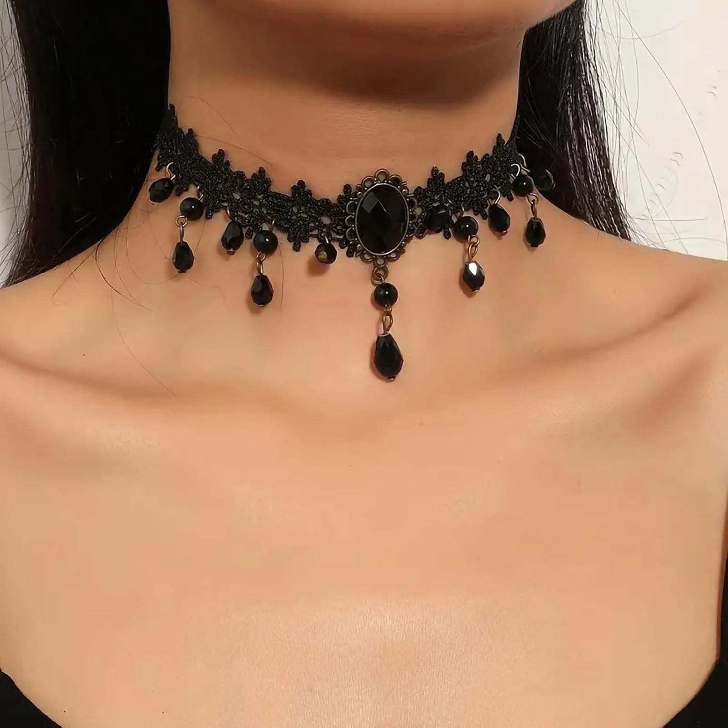 Fesciory Black Necklaces for Women, Adjustable Layered Velvet Leather Lace Collar Necklace, Goth Jewelry Gifts.