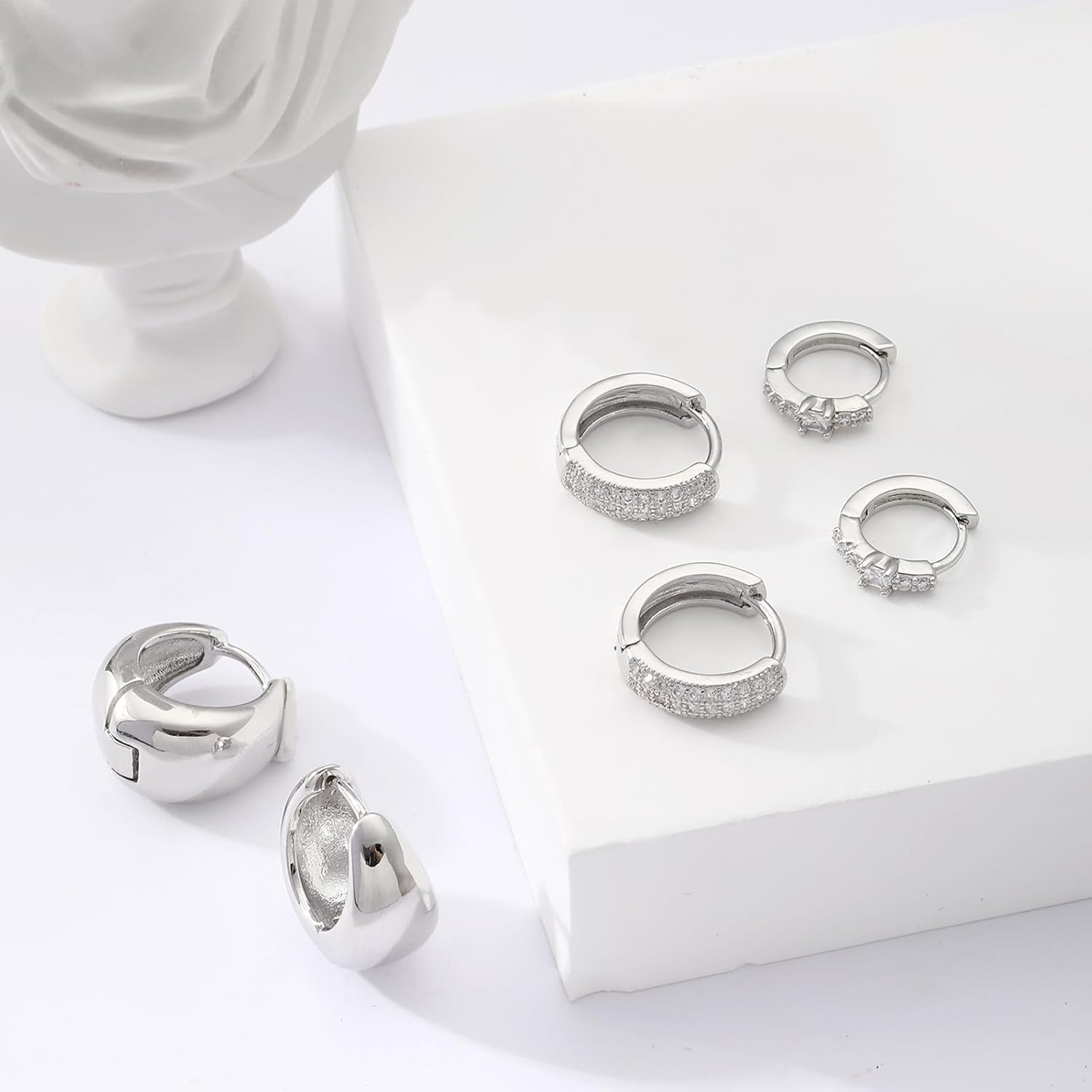 VIROMY Gold Hoop Earrings Set for Women Trendy, 14K Gold Plated Lightweight Small Gold/Silver Hoop Earrings for Women Chunky Open Hoops Earrings Jewelry Gifts