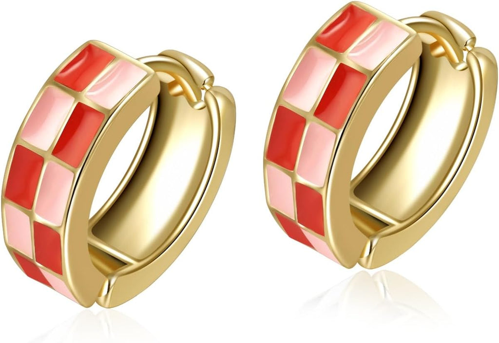 Chic Checker Small Hoop Cartilage Earrings Teacher Earrings for Women；White Black Enamel Hypoallergenic Hooped Gifts Gold and Silver tone