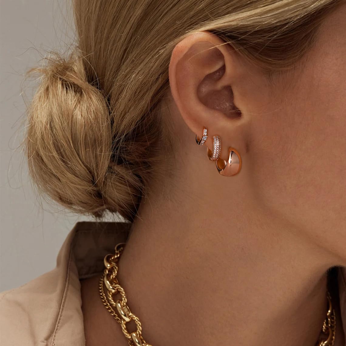 VIROMY Gold Hoop Earrings Set for Women Trendy, 14K Gold Plated Lightweight Small Gold/Silver Hoop Earrings for Women Chunky Open Hoops Earrings Jewelry Gifts