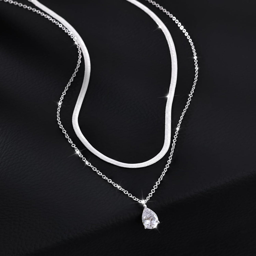 Moodear Gold Necklace for Women Dainty Chunky 14K Gold Plated/Sliver Plated Chain Necklace Cuban Link Paperclip Chain Choker Toggle Clasp Layered Necklace for Women Trendy Fashion Gift