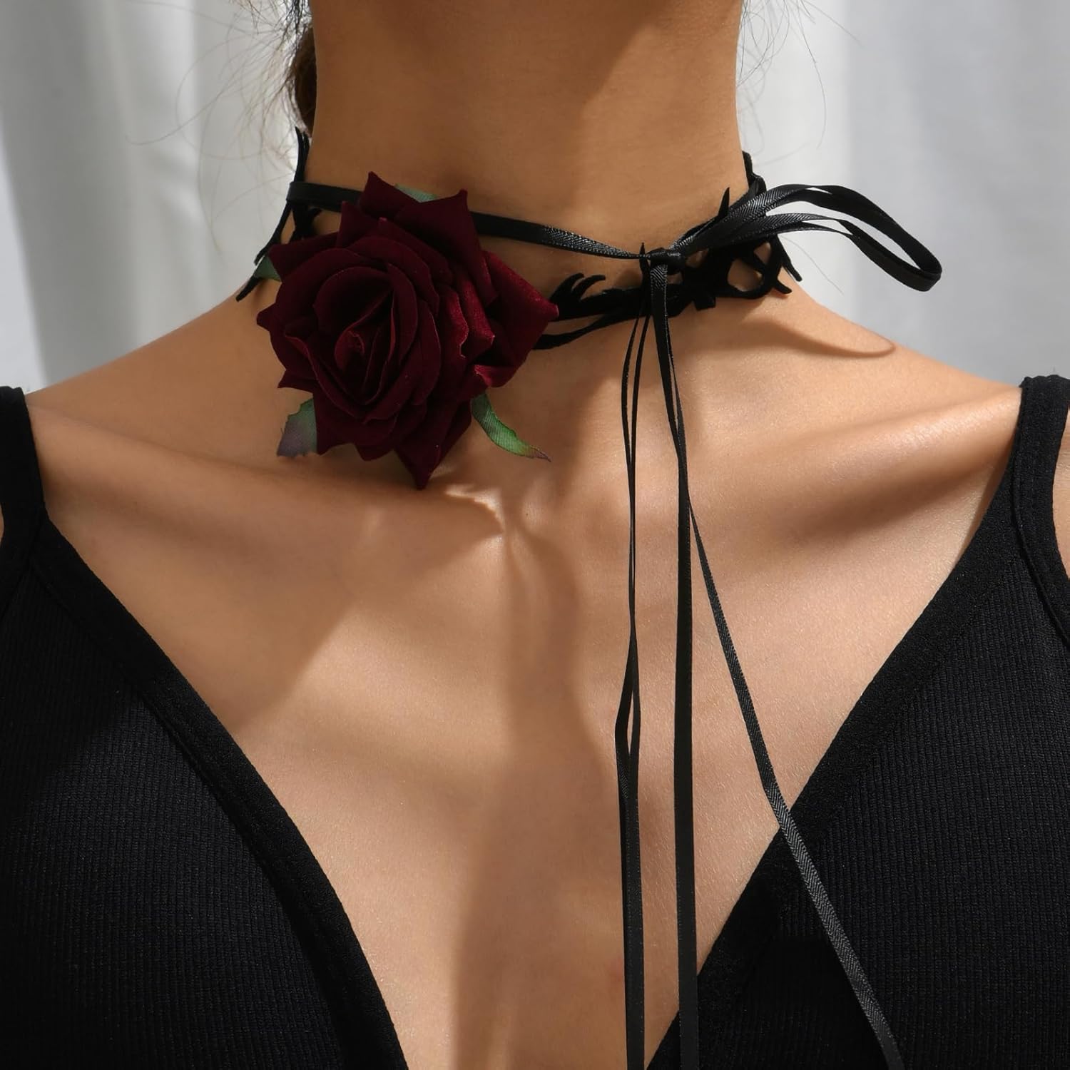 Fesciory Black Necklaces for Women, Adjustable Layered Velvet Leather Lace Collar Necklace, Goth Jewelry Gifts.