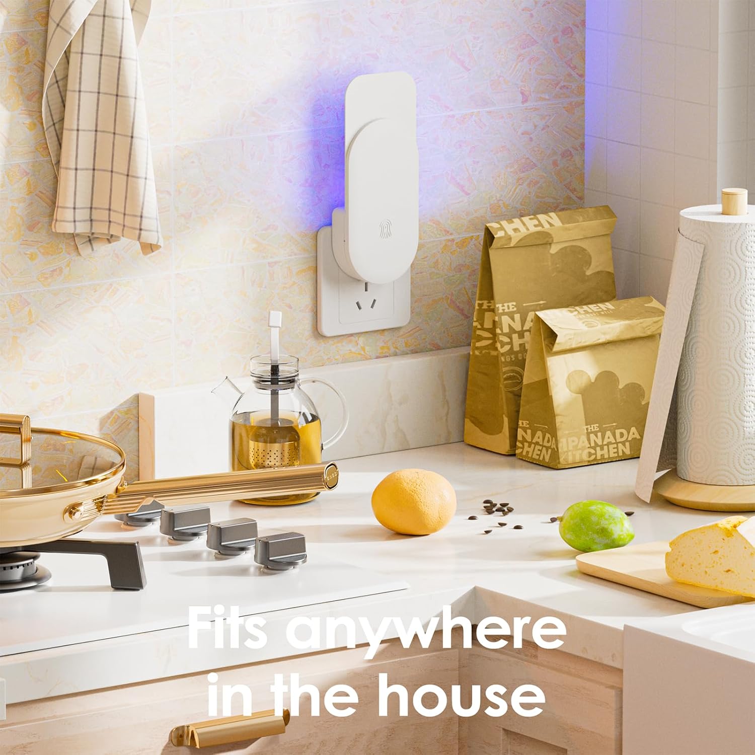 Flying Insect Trap, 2 in 1 Indoor Plug-in Fruit Fly Trap, 1 Trap White and 6 Glue Cards, Fruit Fly Traps for Gnat, Moth, Mosquito, Suitable for Every Part of The Home