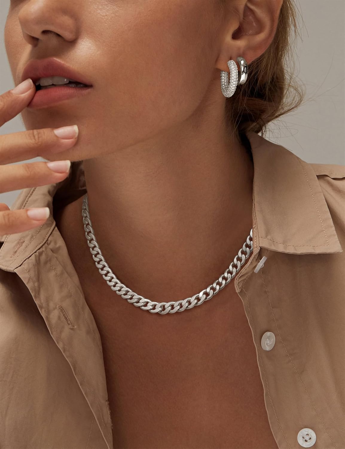 Moodear Gold Necklace for Women Dainty Chunky 14K Gold Plated/Sliver Plated Chain Necklace Cuban Link Paperclip Chain Choker Toggle Clasp Layered Necklace for Women Trendy Fashion Gift