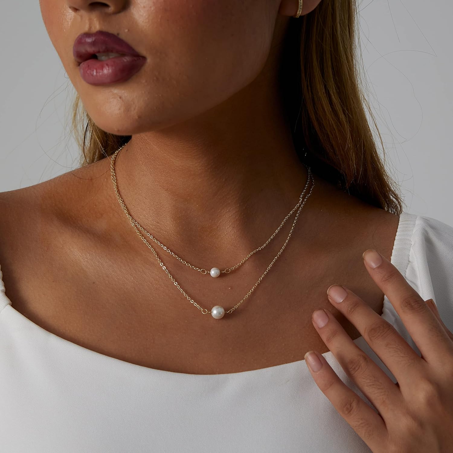 Dainty Pearl Pendant Necklaces for Women 14K Gold Plated Handmade Layered Pearl Chain Necklace Delicate Layered Pearl Necklace Everyday Jewelry Gift