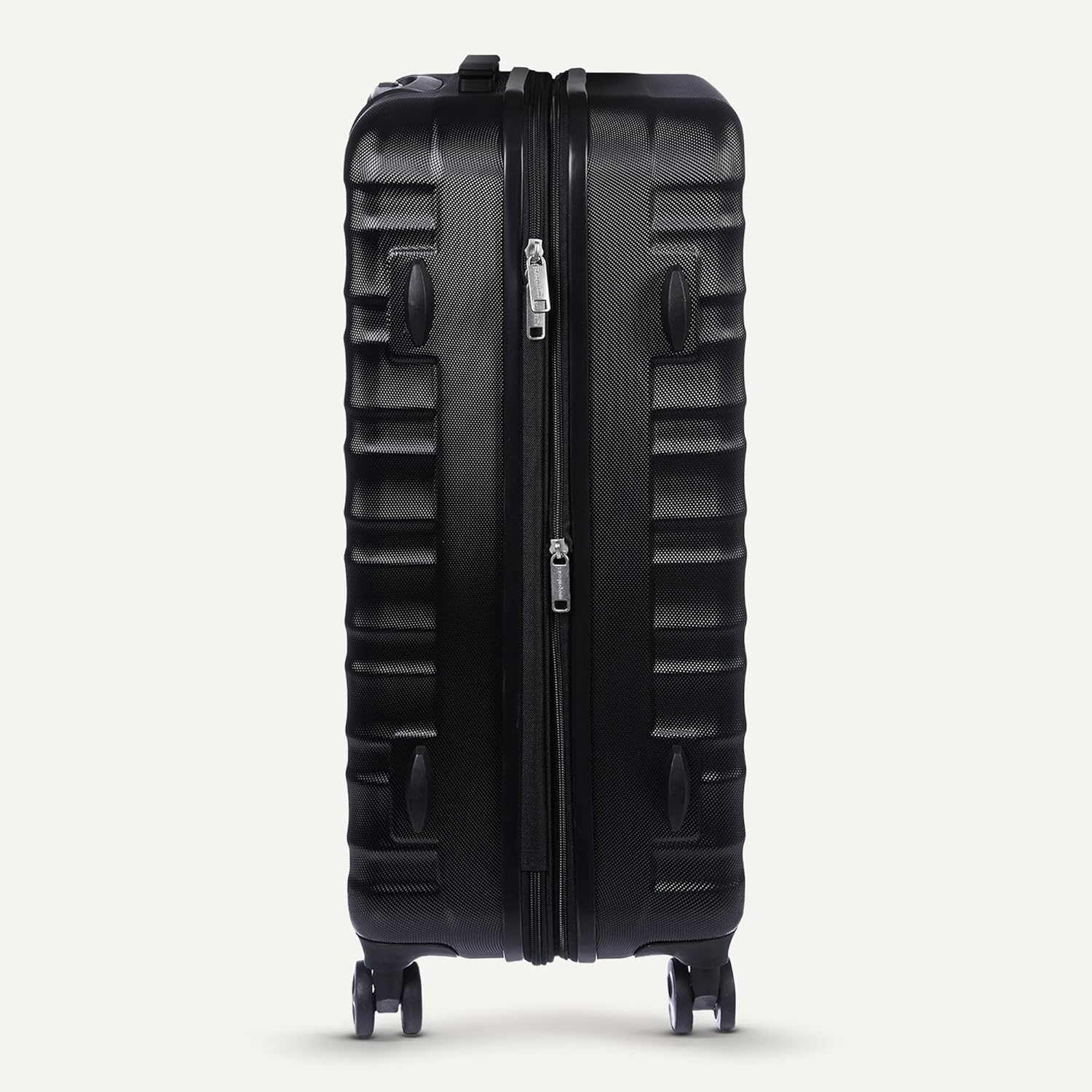 Basics 21" Hardside Carry-On Luggage, Hardshell Suitcase With Wheels, Expandable For Up to 25% More Space, With Scratch-Resistant Surface, Four Multi-directional Wheels, Black
