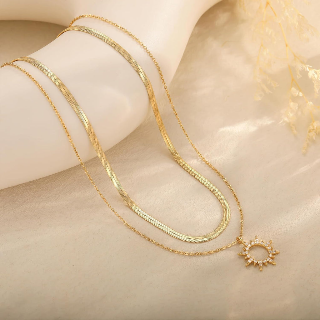 Moodear Gold Necklace for Women Dainty Chunky 14K Gold Plated/Sliver Plated Chain Necklace Cuban Link Paperclip Chain Choker Toggle Clasp Layered Necklace for Women Trendy Fashion Gift