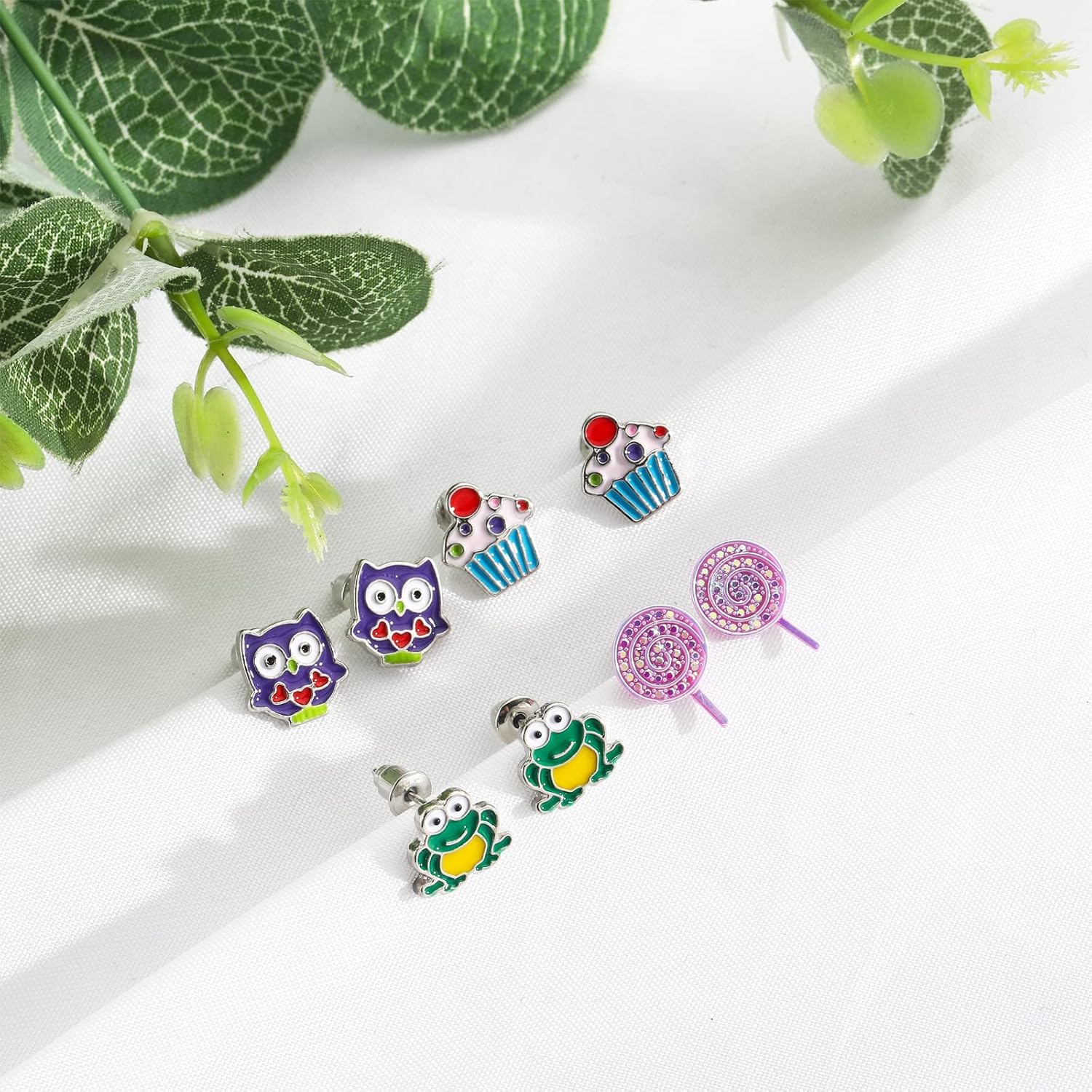 NEWITIN 69 Pieces Gold Jewelry Set for Women Fashion Costume Jewelry Gold Plated Necklace Bracelet Earrings Set for Women