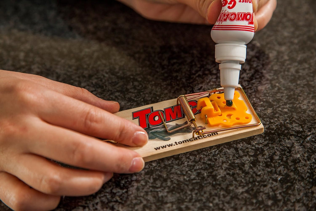 Tomcat Mouse Traps (Wooden), 4 Traps