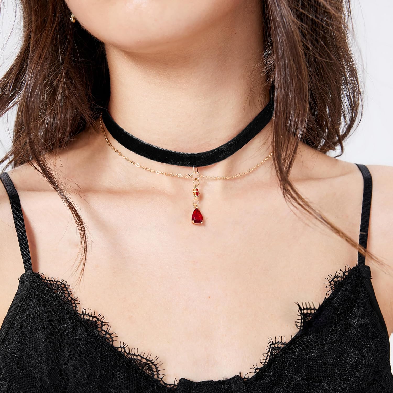 Fesciory Black Necklaces for Women, Adjustable Layered Velvet Leather Lace Collar Necklace, Goth Jewelry Gifts.