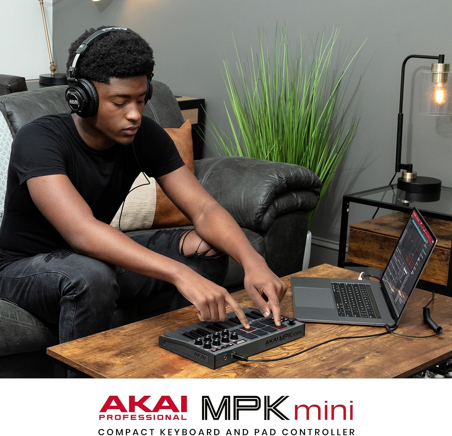 Akai Professional MPK Mini MK3 - 25 Key USB MIDI Keyboard Controller With 8 Backlit Drum Pads, 8 Knobs, Music Production Software and Native Instruments Sound Package (NKS Integration)