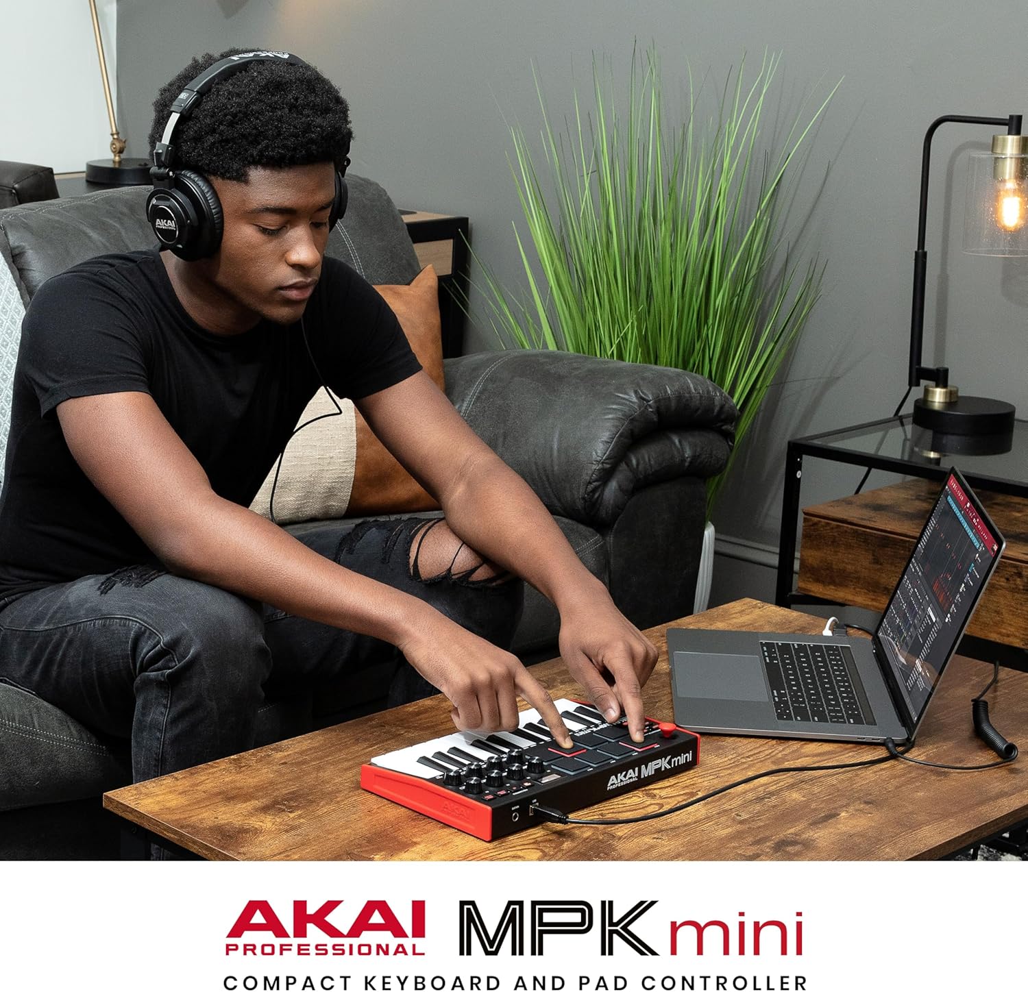 Akai Professional MPK Mini MK3 - 25 Key USB MIDI Keyboard Controller With 8 Backlit Drum Pads, 8 Knobs, Music Production Software and Native Instruments Sound Package (NKS Integration)