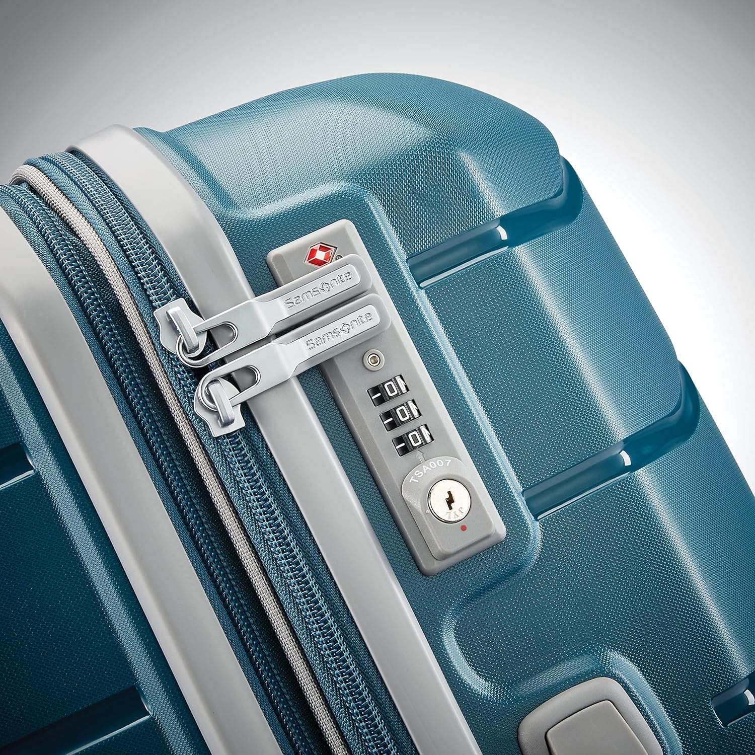 Samsonite Freeform Hardside Carry-On Luggage with Spinner Wheels - Hardshell Suitcase - TSA, Airline-Approved - Expandable Hard Shell, Smooth Rolling Wheels for Lightweight Travel - Navy